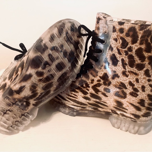 CHEMISTRY Translucent CHEETAH/LEOPARD print Combat Rain Boots - Picture 7 of 7